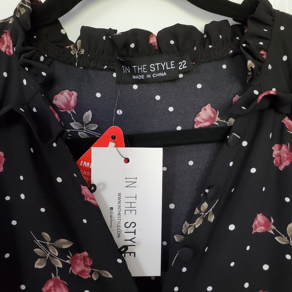 NWT ASOS PLUS size 18 Balloon Sleeve Floral Blouse - Picture 4 of 7